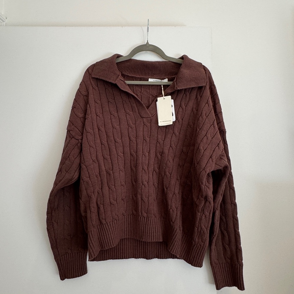 Commense Brown V-Neck Sweater with Cable Knit Design